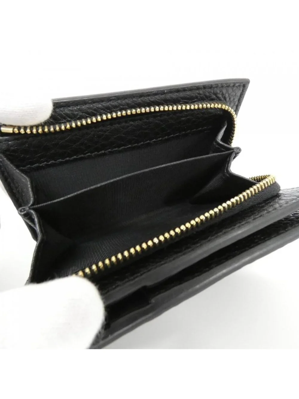 Gucci GG Emblem Aaeem Wallet - Picture 5 of 5